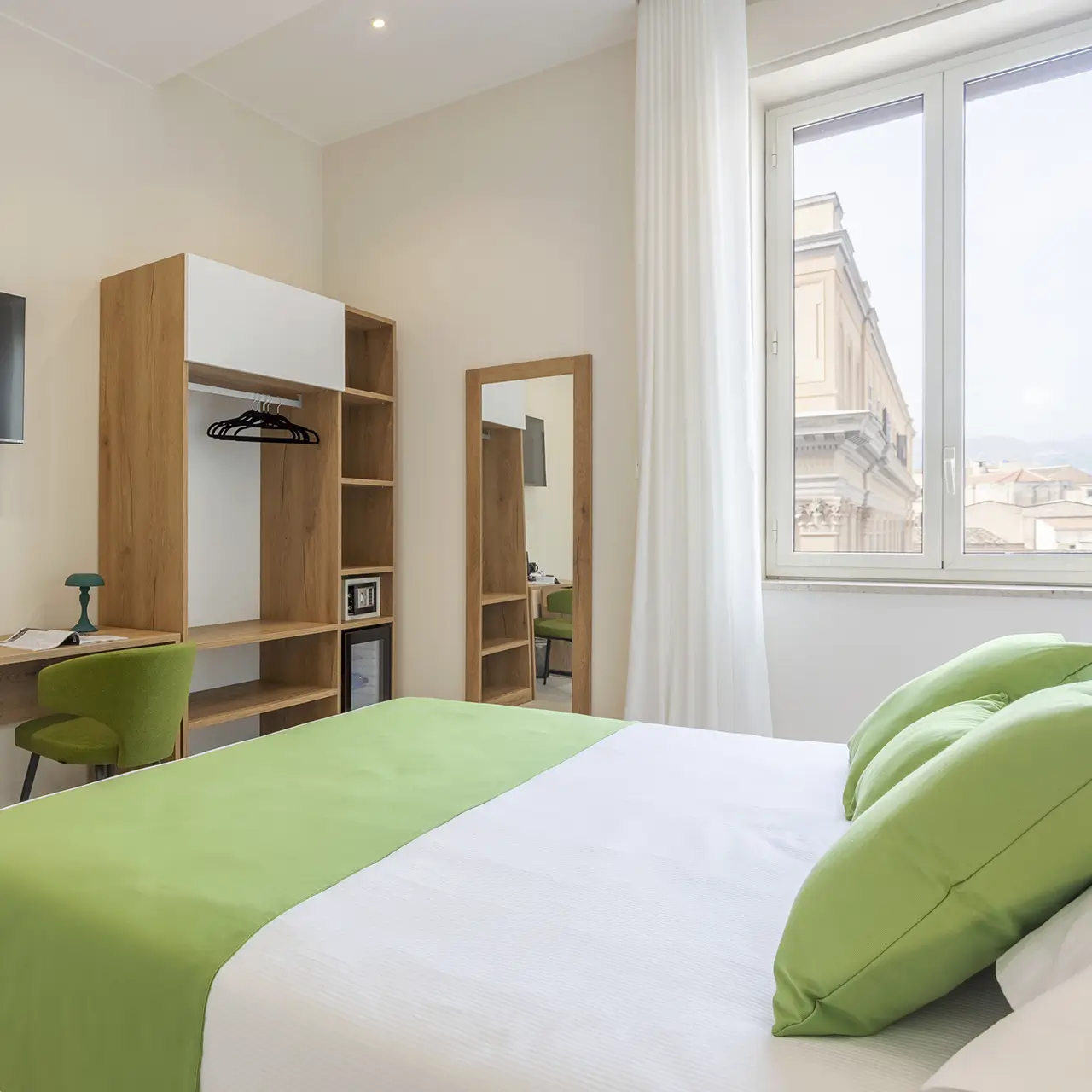 Berillo Room - Julia's Boutique Rooms
