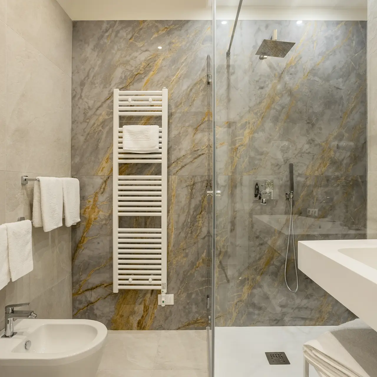 Zircone Room - Julia's Boutique Rooms