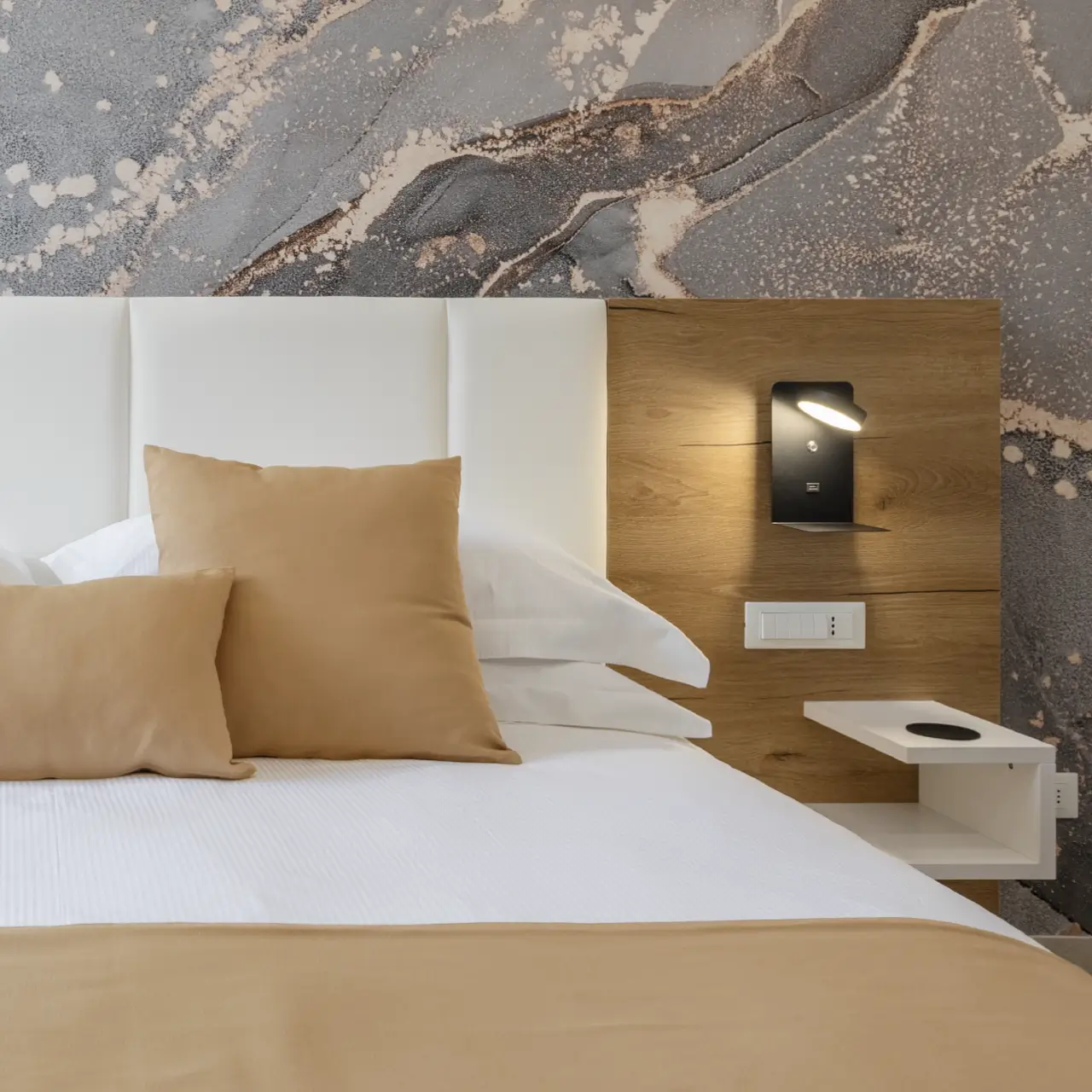 Zircone Room - Julia's Boutique Rooms